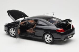 Peugeot 407 Coupé Noir Norev 1:18 184752 Métal — image 5 sur 8