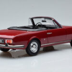 Peugeot 504 Cabriolet Rouge Norev 1:18 - image 3 of 8