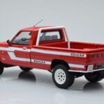 Peugeot 504 Dangel Pick-up Rouge Otto 1:18 - image 5 of 6