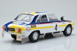 Peugeot 504 Ti #4 T. Makinen / H. Liddon Rally Morocco 1975 IXO 1:18 18RMC044B Métal — image 2 sur 6