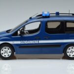 Peugeot Partner Gendarmerie Norev 1:18 184895 Métal - image 3 of 6