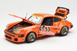 Porsche 911 934 Jagermeister 1977 Schuco 1:18 450033500 Métal — image 2 sur 8