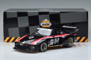 Porsche 935 Turbo 24 Hours of Daytona 1979 Exoto 1:18 19103 Métal — image 7 sur 7