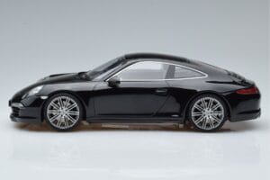 Porsche 911 991 Carrera 4 Black Edition GT Spirit 1:18 GT114 Résine — image 3 sur 6