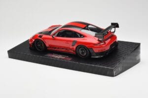 Porsche 911 GT2 RS 991 MR Manthey Racing Nordschleife Record Minichamps 1:18 MR-911-GT2RS-1803 Métal — image 5 sur 6