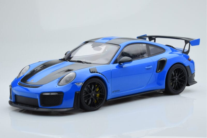 Porsche 911 GT2 RS 991.2 Weissach Package Bleu Jantes Magnésium Noires Minichamps 1:18