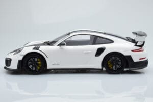 Porsche 911 GT2 RS 991.2 Weissach Package Blanc Jantes Magnésium Noires Minichamps 1:18 153068309 Métal — image 3 sur 6
