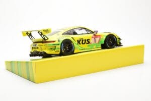 Porsche 911 991.2 GT3 R #1 Manthey Racing 24 Hours Nurburgring 2022 Minichamps 1:18 MG-M-911-24H-22-1801 Métal — image 3 sur 6