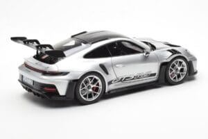 Porsche 911 992 GT3 Weissach Pack GT Argent Métallique Norev 1:18 187366 Métal — image 3 sur 8