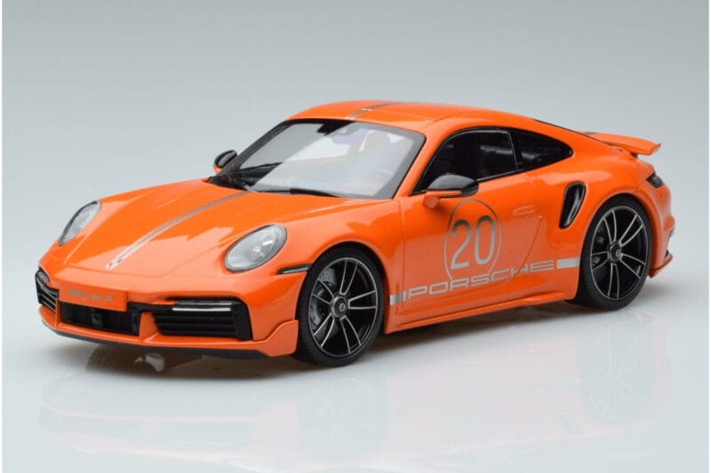 Porsche 911 992 Turbo S China 20th Anniversary Orange Minichamps 1:18