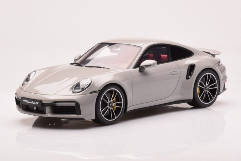 Porsche 911 992 Turbo S Crayon Gris GT Spirit 1:18
