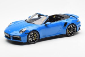 Porsche 911 992 Turbo S Shark Bleu GT Spirit 1:18