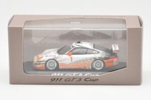 Porsche 911 996 GT3 Cup #1 Mobil 1 VIP Car Minichamps 1:43 WAP02012115 Métal — image 4 sur 4