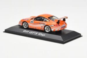 Porsche 911 996 GT3 Cup #88 Adidas Minichamps 1:43 WAP02012217 Métal — image 3 sur 4