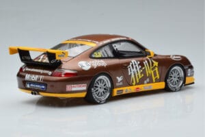 Porsche 911 996 GT3 Cup M. Marsh Carrera Cup Asia Winner 2004 AUTOart 1:18 80489 Métal — image 3 sur 7