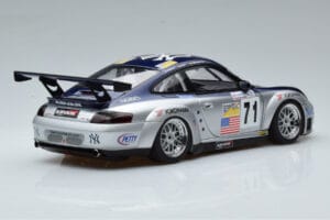 Porsche 911 996 GT3 RSR #71 A. Job 2005 AUTOart 1:18 80583 Métal — image 3 sur 7