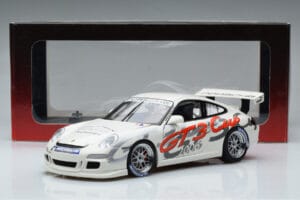Porsche 911 997 GT3 Cup Deutschland Livery AUTOart 1:18 80681 Métal — image 7 sur 7