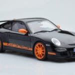 Porsche 911 997 GT3 RS Noir AUTOart 1:18 - image 6 of 8
