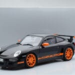 Porsche 911 997 GT3 RS Noir AUTOart 1:18 - image 8 of 8