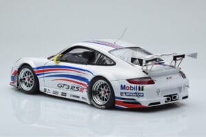 Porsche 911 997 GT3 RSR #1 Presentation Car 2007 AUTOart 1:18 WAP02100618 Métal — image 7 sur 8