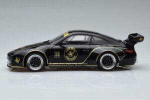 Porsche 911 997.2 RWB n23 Old New JPS MCG 1:18 MCG18326 Métal — image 3 sur 6