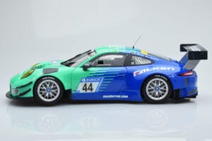 Porsche 911 GT3 R Falken Motorsports #44 M. Ragginger / J. Bergmeister / M. Werner / L. Vanthoor 24 Hours of Nurburgring 2017 — image 3 sur 6