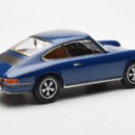 Porsche 911 S 901 Bleu Norev 1:18 - image 2 of 6