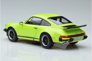Porsche 911 930 Turbo 3.0 Vert Clair Norev 1:18 187666 Métal — image 6 sur 7