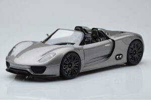 Porsche 918 Spyder Prototype Gris Métallique Minichamps 1:18