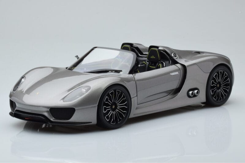 Porsche 918 Spyder Prototype Gris Métallique Minichamps 1:18