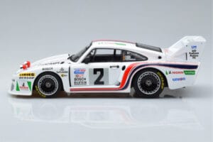 Porsche 935J #2 Liqui Moly R. Stommelen / R. Joest / V. Merl 24 Hours of Daytona Winner 1980 MCG 1:18 MCG18803R Métal — image 3 sur 6