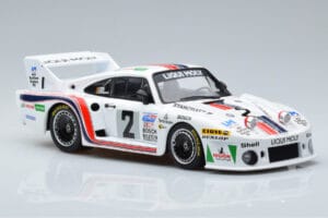 Porsche 935J #2 Liqui Moly R. Stommelen / R. Joest / V. Merl 24 Hours of Daytona Winner 1980 MCG 1:18 MCG18803R Métal — image 4 sur 6