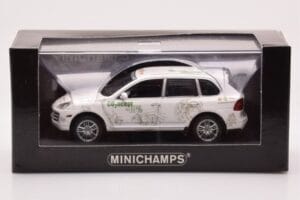 Porsche Cayenne Concept Schaeffler Gruppe Automotive Minichamps 1:43 PORSCHE-264306 Métal — image 4 sur 4