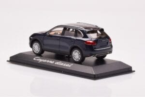 Porsche Cayenne 9PA Diesel Bleu Foncé Minichamps 1:43 WAP0200030B Métal — image 3 sur 4
