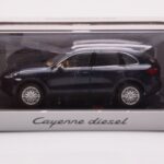 Porsche Cayenne 9PA Diesel Bleu Foncé Minichamps 1:43 - image 4 of 4