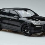 Porsche Cayenne E3 S Coupe Minichamps 1:18 187673 Métal - image 4 of 6