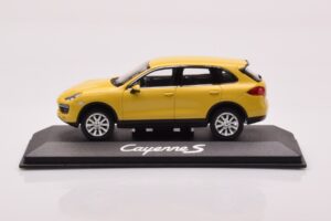 Porsche Cayenne 92A Jaune Sable Minichamps 1:43