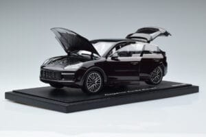 Porsche Cayenne Turbo Coupe Acajou Norev 1:18 WAP0213190K Métal — image 2 sur 8