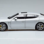 Porsche Panamera 970 Turbo Argent Norev 1:18 - image 4 of 7