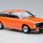 Renault 15 TL Orange Norev 1:18 - image 4 of 6