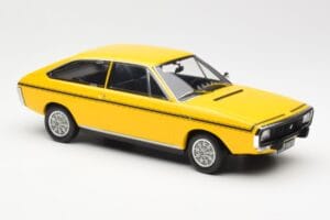 Renault 15 TL Jaune Noir Norev 1:18 185351 Métal — image 4 sur 6