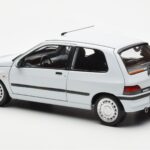 Renault Clio 16S Blanc Norev 1:18 - image 7 of 8