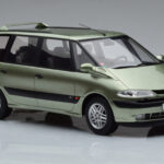 Renault Espace 3 Vert Otto 1:18 - image 4 of 6