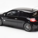 Renault Megane 2 RS Phase 2 Noir Otto 1:18 - image 5 of 6