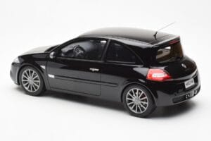 Renault Megane 2 RS Phase 2 Noir Otto 1:18 OT1054 Résine — image 5 sur 6