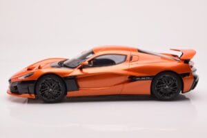 Rimac Nevera Orange GT Spirit 1:18 GT880 Résine — image 3 sur 6
