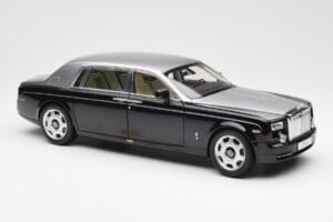 Rolls-Royce Phantom VII EWB Noir et Argent Kyosho 1:18 08841BKS Métal — image 6 sur 8