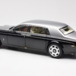 Rolls-Royce Phantom VII EWB Noir et Argent Kyosho 1:18 - image 7 of 8