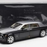 Rolls-Royce Phantom VII EWB Noir et Argent Kyosho 1:18 - image 8 of 8