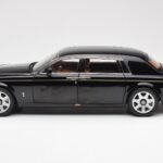 Rolls-Royce Phantom VII EWB Diamond Noir Kyosho 1:18 - image 4 of 8